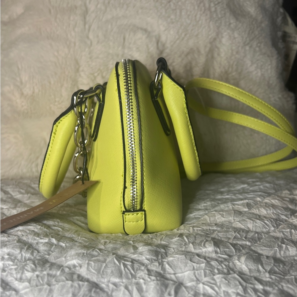 Neon Steve Madden mini bags - Picture 3 of 6